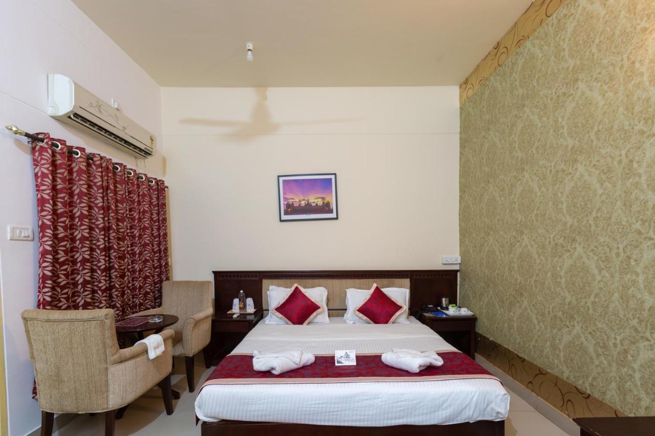 Kstdc Mayura Durg Chitradurga Exterior foto